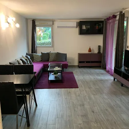 Lägenhet Cite Espace